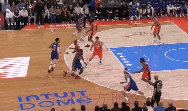 查克|逐帧拆解:场均2.3断登顶联盟抢断王!镜头解析伦纳德抢断表现 查克|逐帧拆解:场均2.3断登顶联盟抢断王!镜头解析伦纳德抢断表现